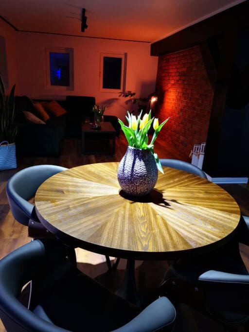 Stary Spichlerz Apartment *